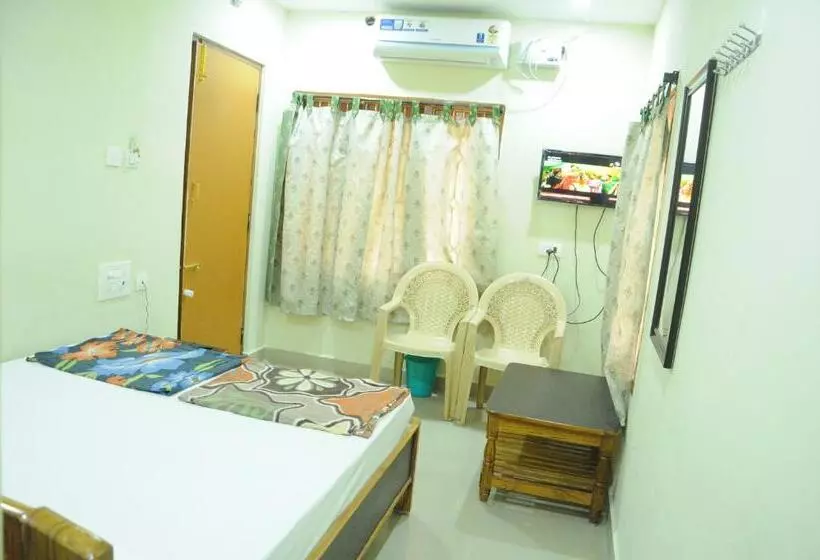 Hotelli Agarala Residency