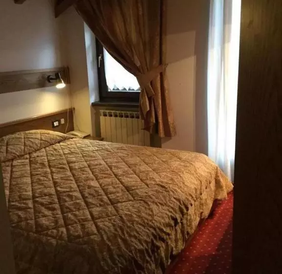 Hotelli Albergo Garni Martina