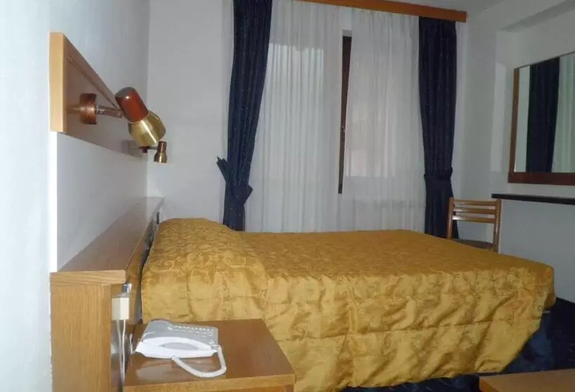 Hotelli Albergo Garni Martina