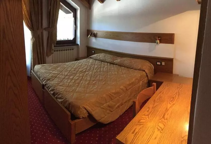 Hotelli Albergo Garni Martina