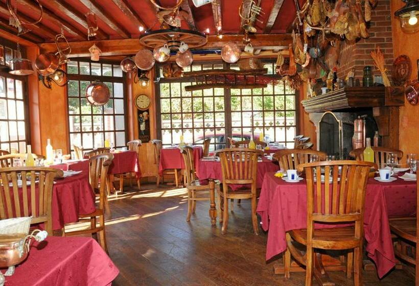 هتل La Taverne Des Deux Augustins