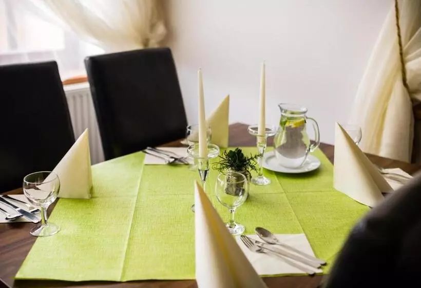 Hotelli Luxury Spa & Wellness Vila Valaška