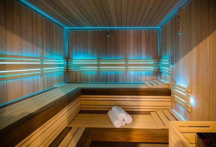 Hotelli Luxury Spa & Wellness Vila Valaška