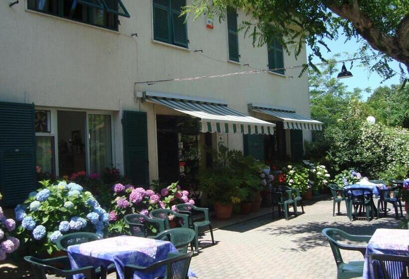 בית מלון כפרי Silvia