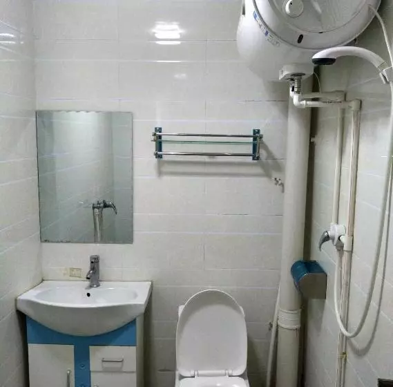 Huashan International Youth Hostel