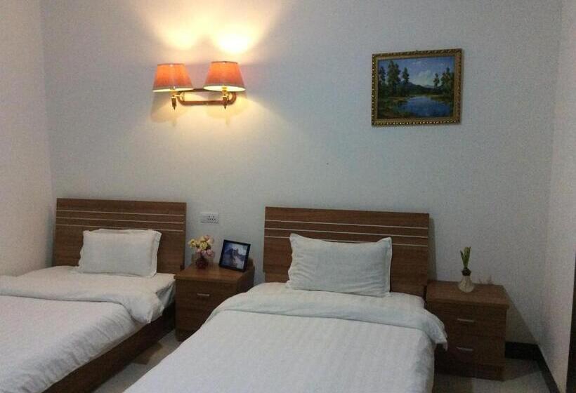 Huashan International Youth Hostel