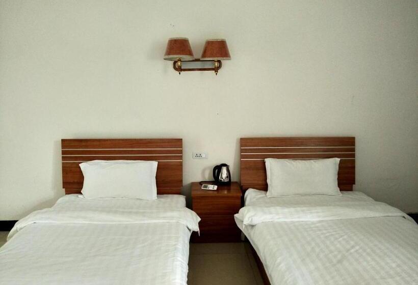 Huashan International Youth Hostel