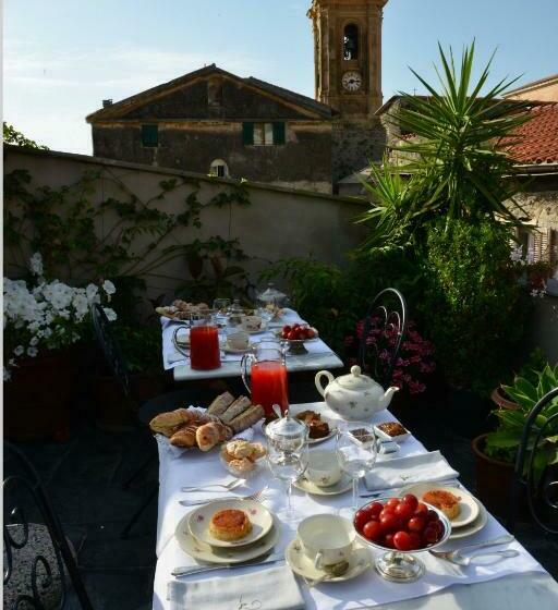 La Terrazza Di Vico Olivi B&b