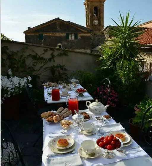 La Terrazza Di Vico Olivi B&b