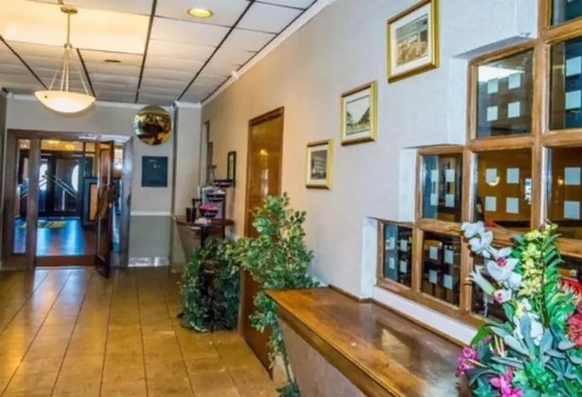 Executive Inn Hotel & Conference Centre