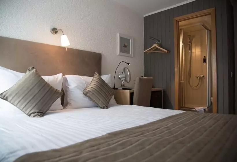 هتل Hôtel De L'ange