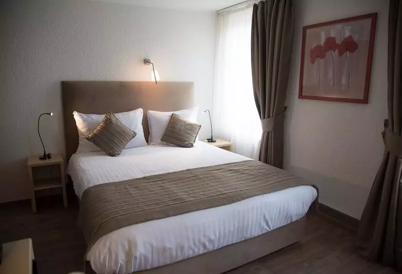 هتل Hôtel De L'ange