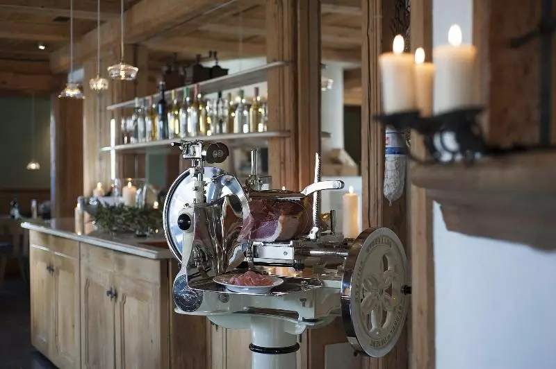 Italian Lifestyle Hotel & Osteria Chartreuse