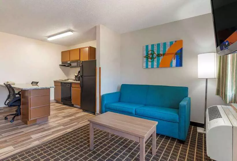 ホテル Mainstay Suites Dubuque At Hwy 20