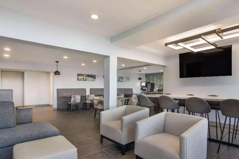 酒店 Sleep Inn & Suites Clarion, Pa Near I 80