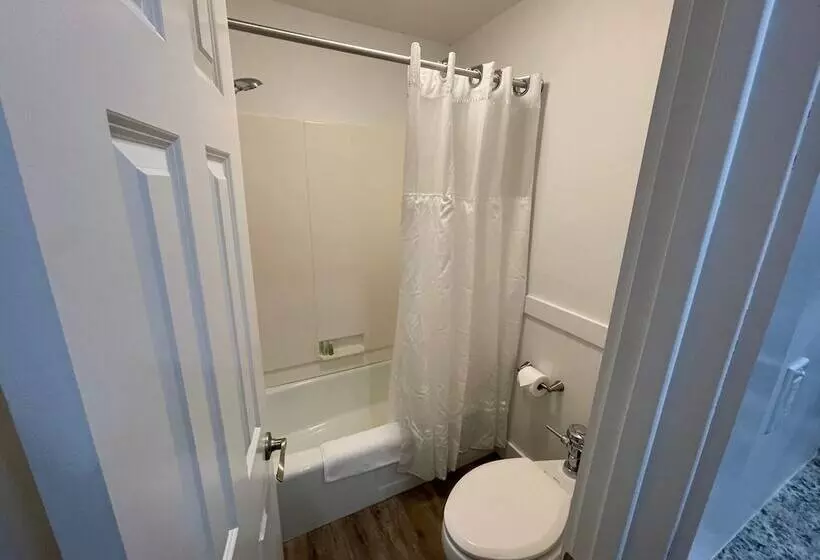 هتل Moultonborough Inn