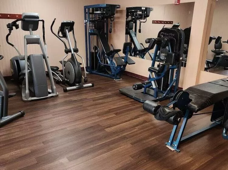 فندق Quality Inn & Suites Bellville   Mansfield