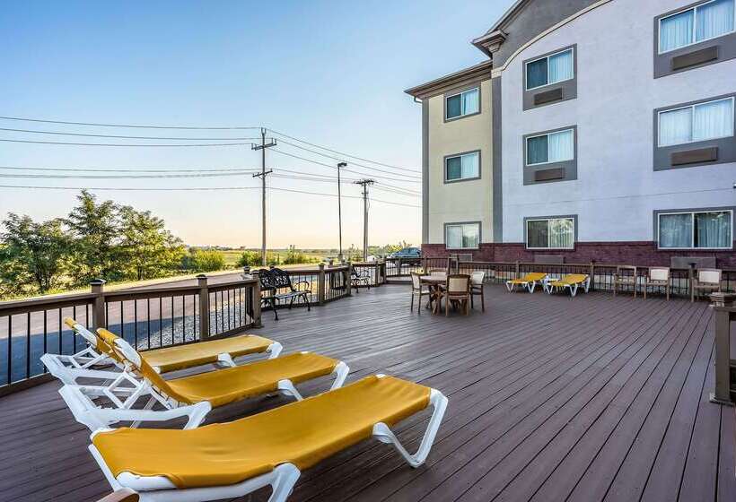 فندق Quality Inn & Suites