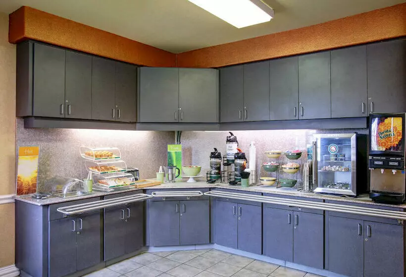 호텔 Quality Inn & Suites New Braunfels