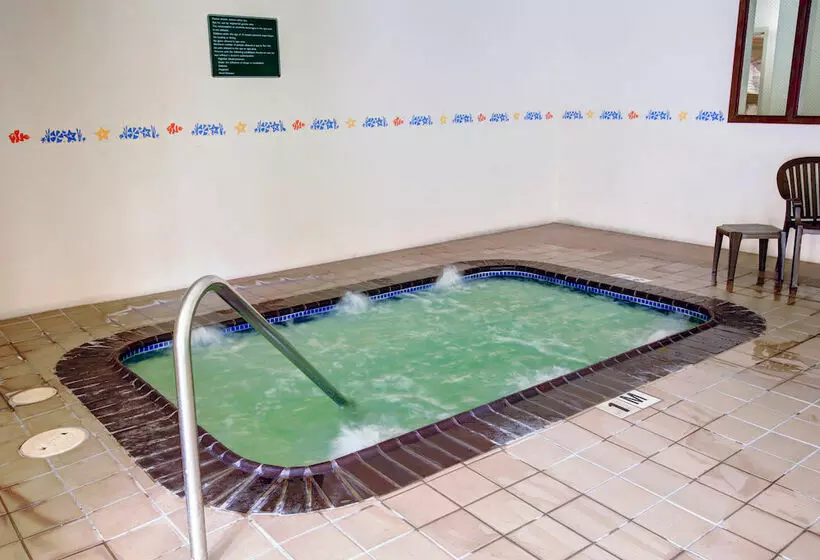 호텔 Quality Inn & Suites New Braunfels