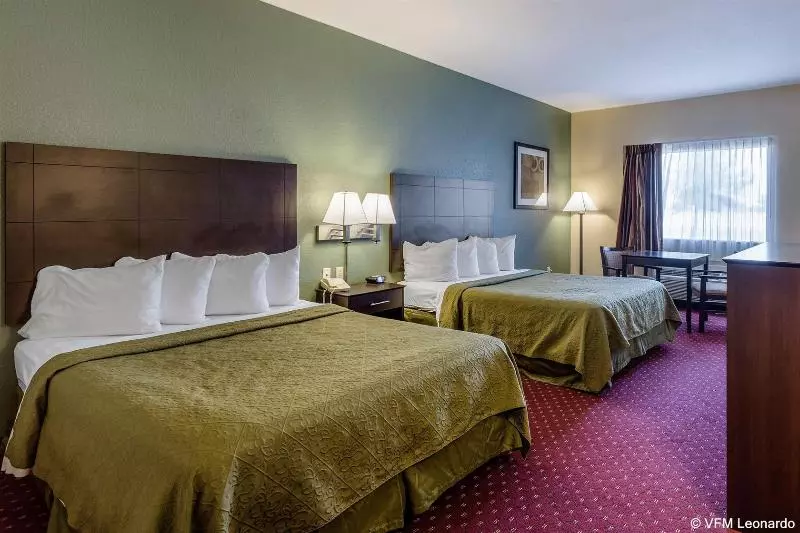 Отель Quality Inn West Memphis I40