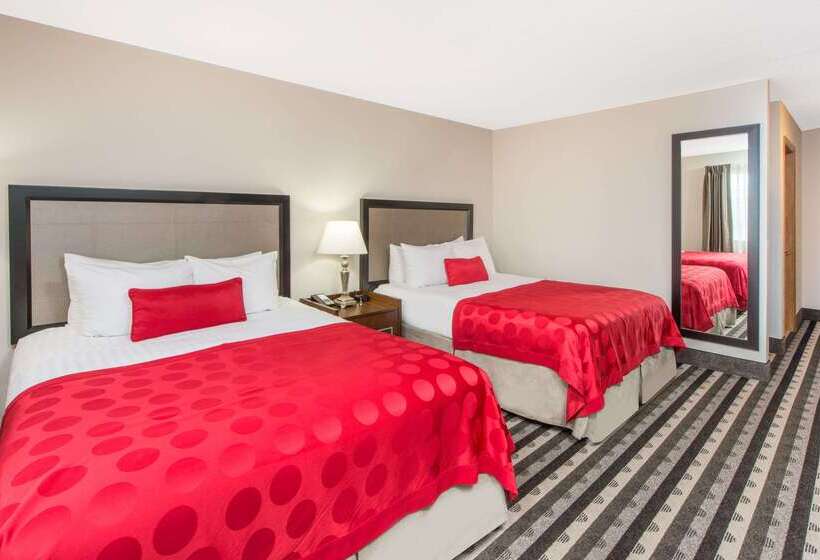 فندق Ramada By Wyndham Springfield North
