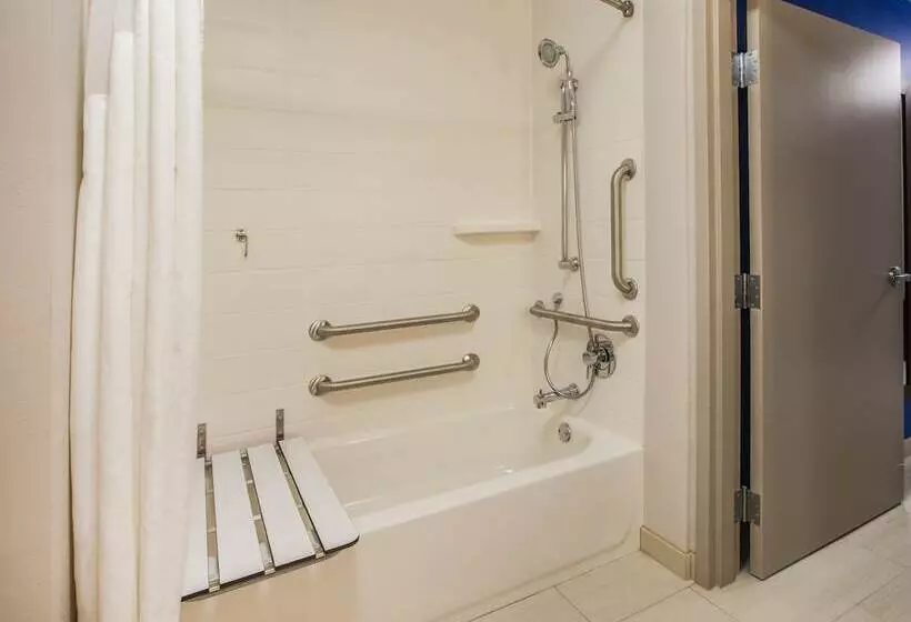 호텔 Holiday Inn Express Redding North, An Ihg