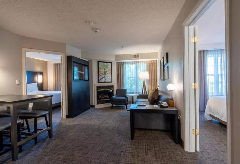 Hotelli Residence Inn By Marriott Princeton At Carnegie Center