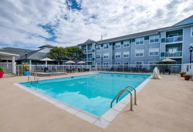 Отель Residence Inn By Marriott Wilmington Landfall