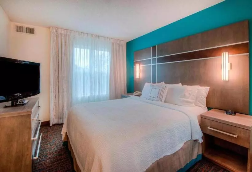 Отель Residence Inn By Marriott Wilmington Landfall