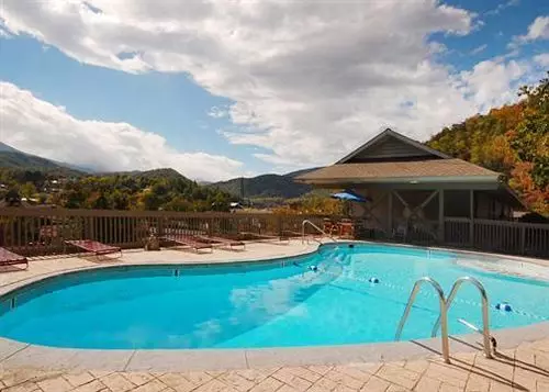 בית מלון כפרי Rodeway Inn Skyland