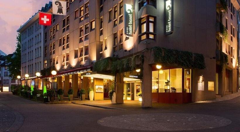 Royal Hotel Urban Living