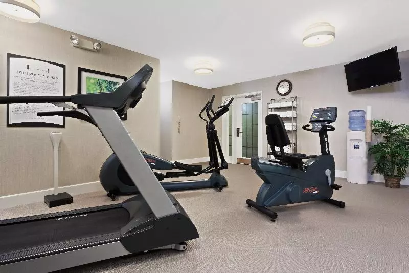 호텔 Staybridge Suites South Springfield By Ihg