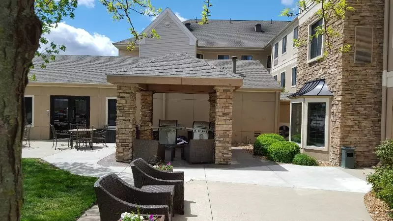 호텔 Staybridge Suites South Springfield By Ihg