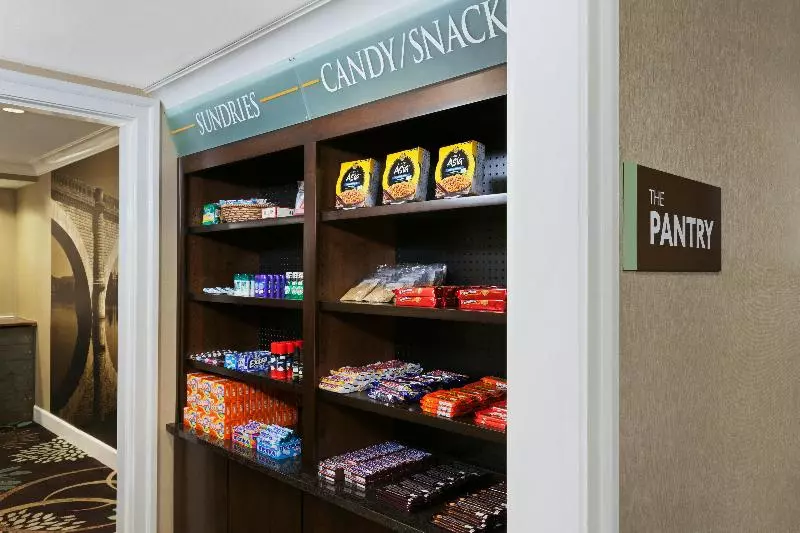 호텔 Staybridge Suites South Springfield By Ihg