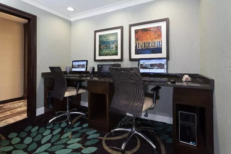 호텔 Staybridge Suites South Springfield By Ihg