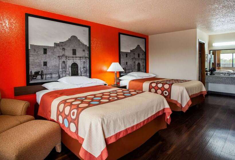 Hotel Super 8 By Wyndham Giddings