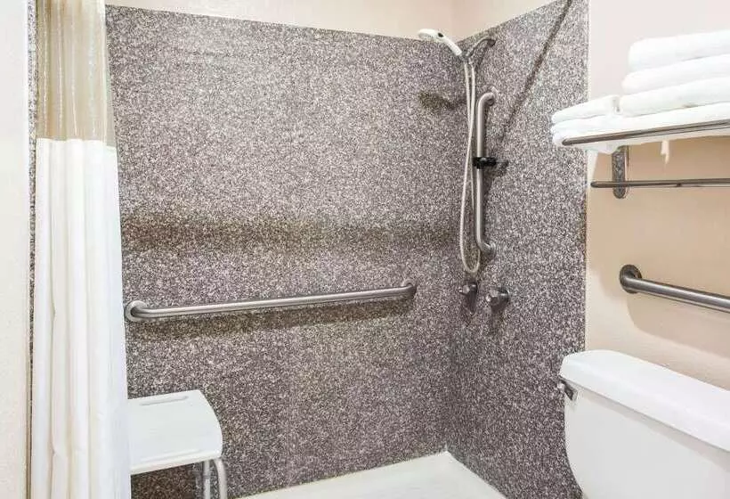 Otel Super 8 By Wyndham Giddings