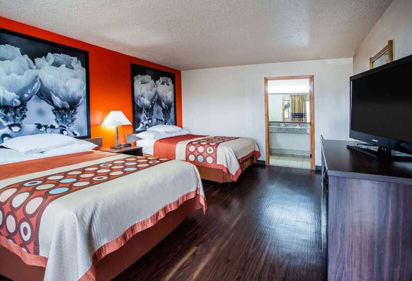 Hotel Super 8 By Wyndham Giddings