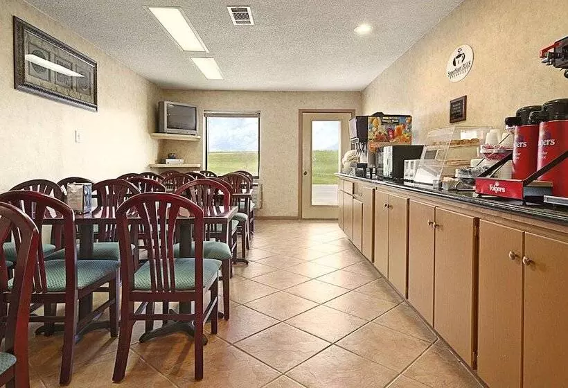 酒店 Super 8 By Wyndham Rayville