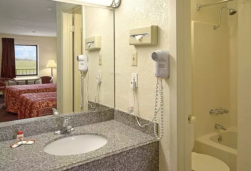 酒店 Super 8 By Wyndham Rayville