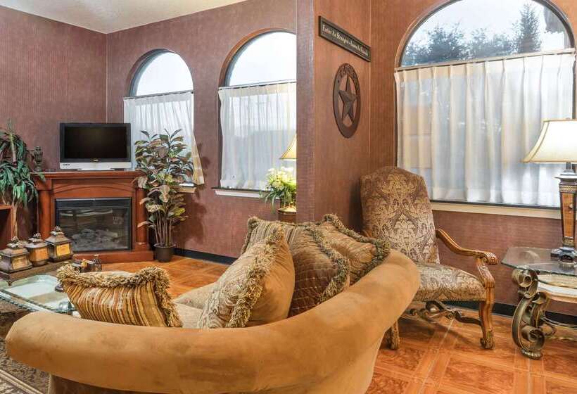 בית מלון כפרי Super 8 By Wyndham San Antonio At I10