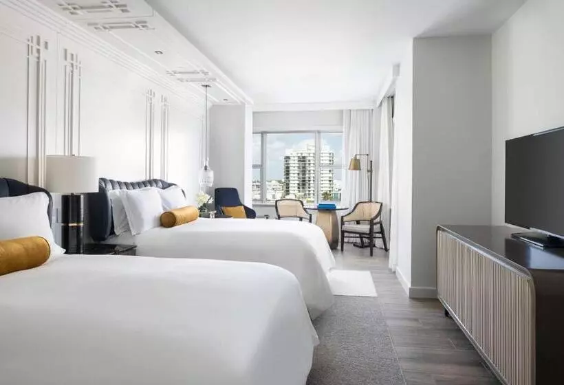 Отель The Ritzcarlton, South Beach