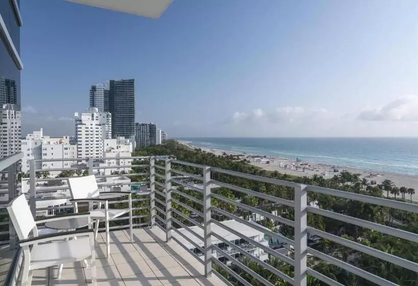 Отель The Ritzcarlton, South Beach