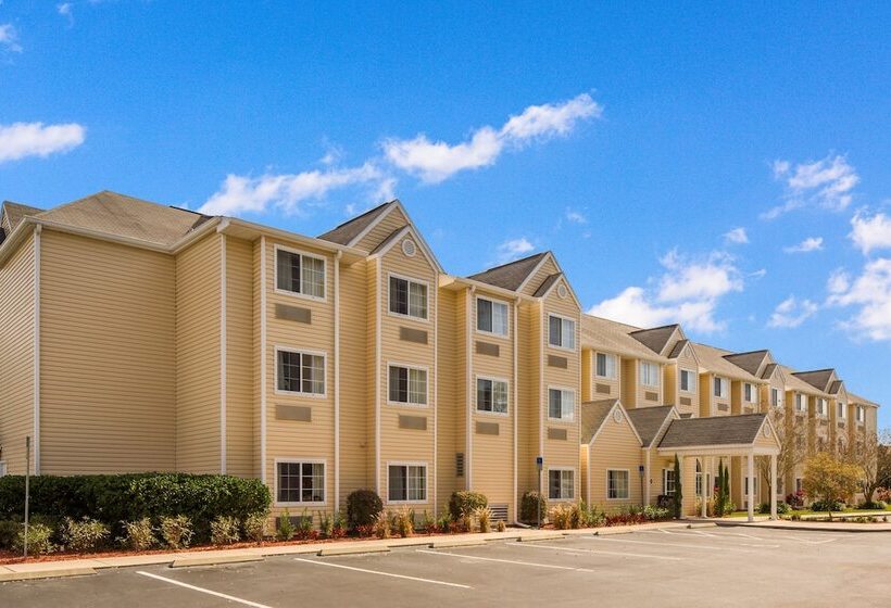 Microtel Inn & Suites By Wyndham Leesburg/mt Dora