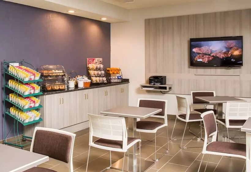 Microtel Inn & Suites By Wyndham Leesburg/mt Dora