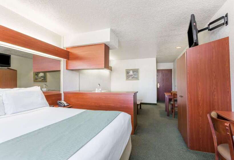 Microtel Inn & Suites Marianna