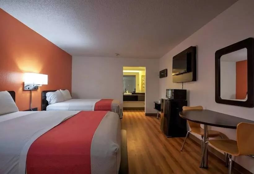 مُتل Super 7 Inn