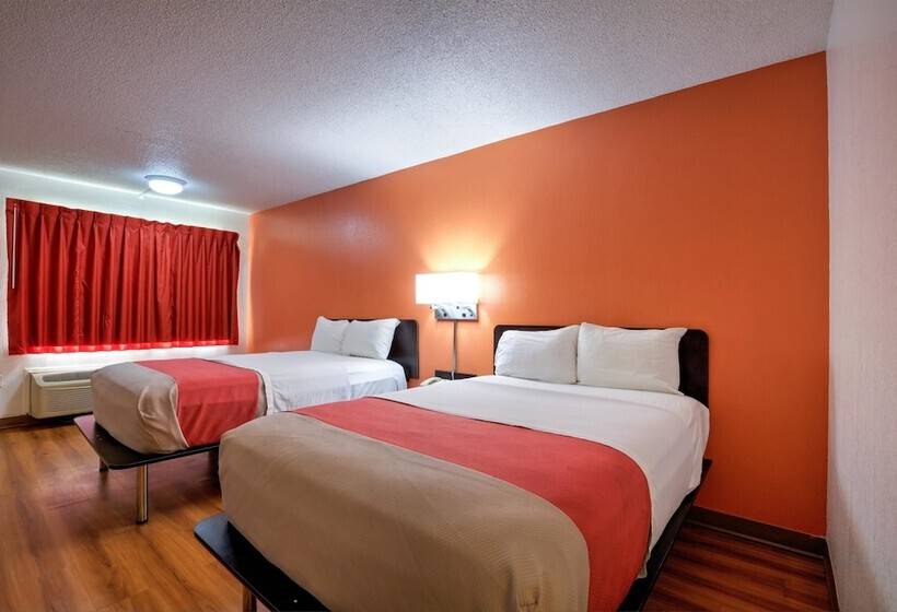 汽车旅馆 Super 7 Inn