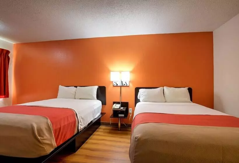 مُتل Super 7 Inn